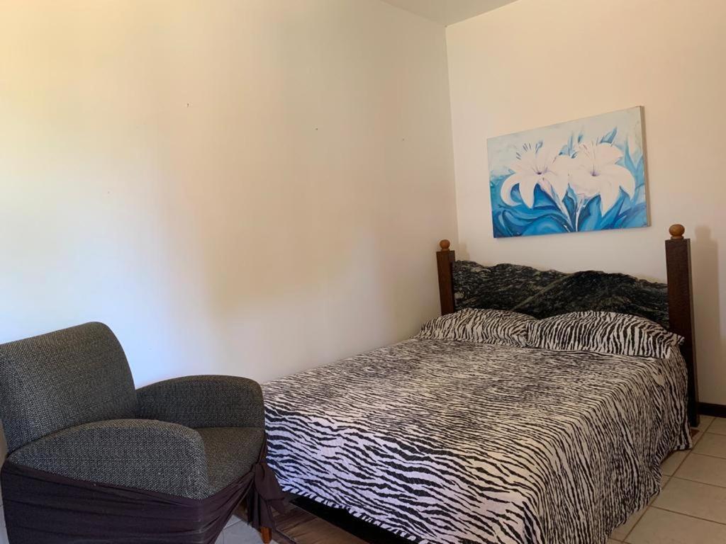 Casa De Temporada 4 Quartos Sendo 2 Suites Em Vilas Do Atlantico - 200 M Da Praia E 6 Km Da Capital Lauro de Freitas Zewnętrze zdjęcie